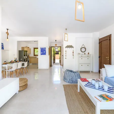 Villa Greco Mare #40 *